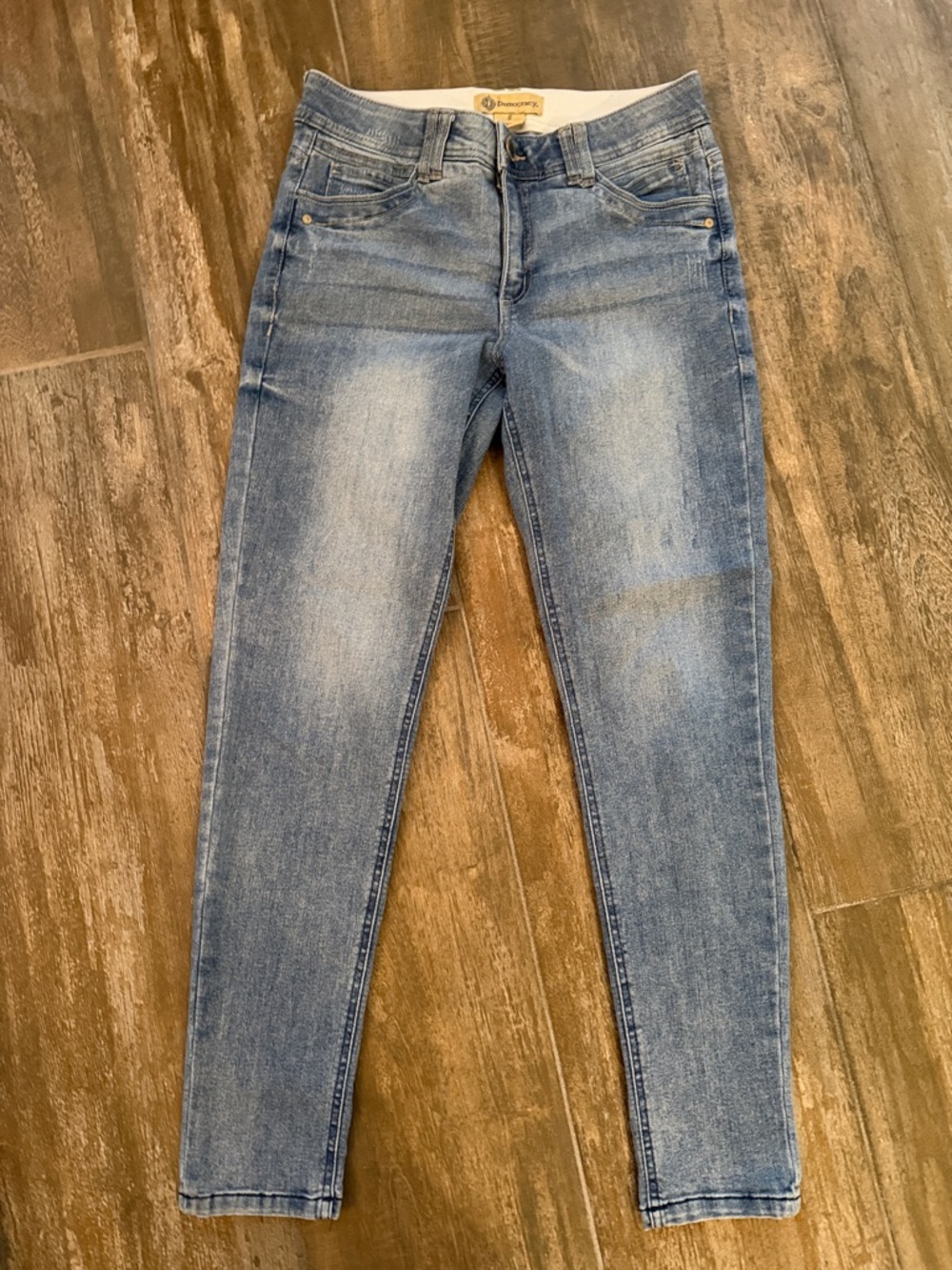 Democracy Faded Blue Skinny Jeans for Women